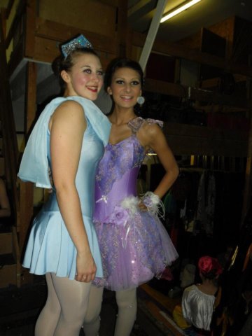 backstage_1.jpg