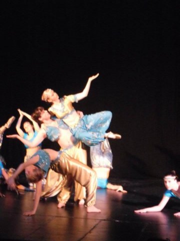 backstage_2.jpg